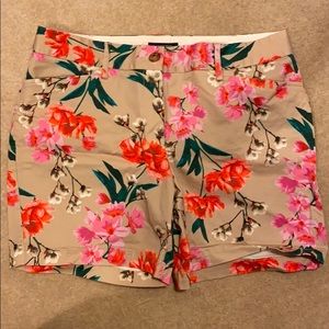 Lands End Women’s Floral Shorts